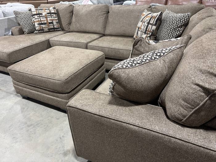 Living room furniture example at BoxDrop Morgantown