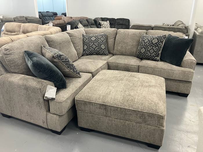 Living room furniture example at BoxDrop Morgantown
